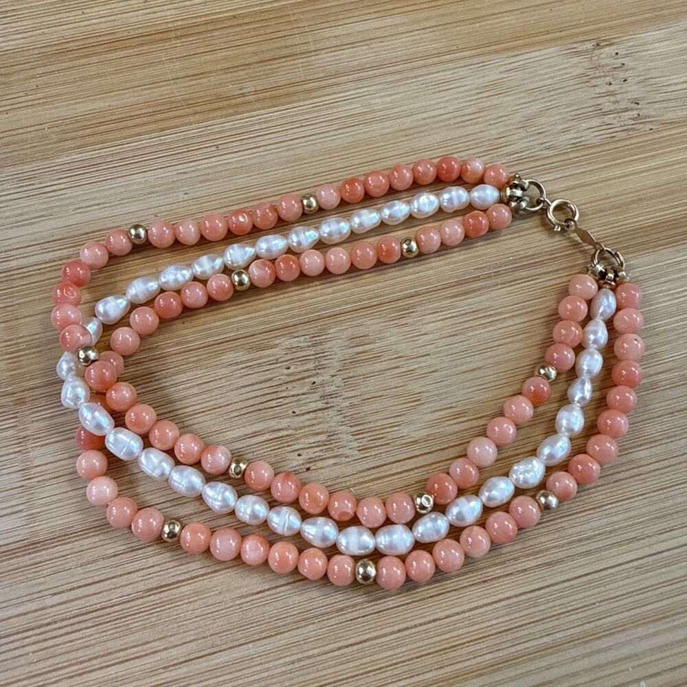 ANTIQUE PEARL AND CORAL BRACELET THREE STRANDS VINTAGE CLASP